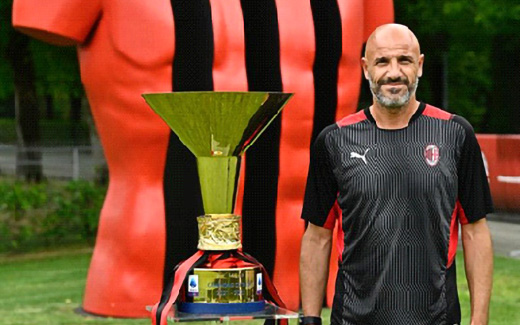 Christian Lantignotti, former footballer of the AC Milan and AC Milan Academy technical directors in the AC Milan Junior Camp