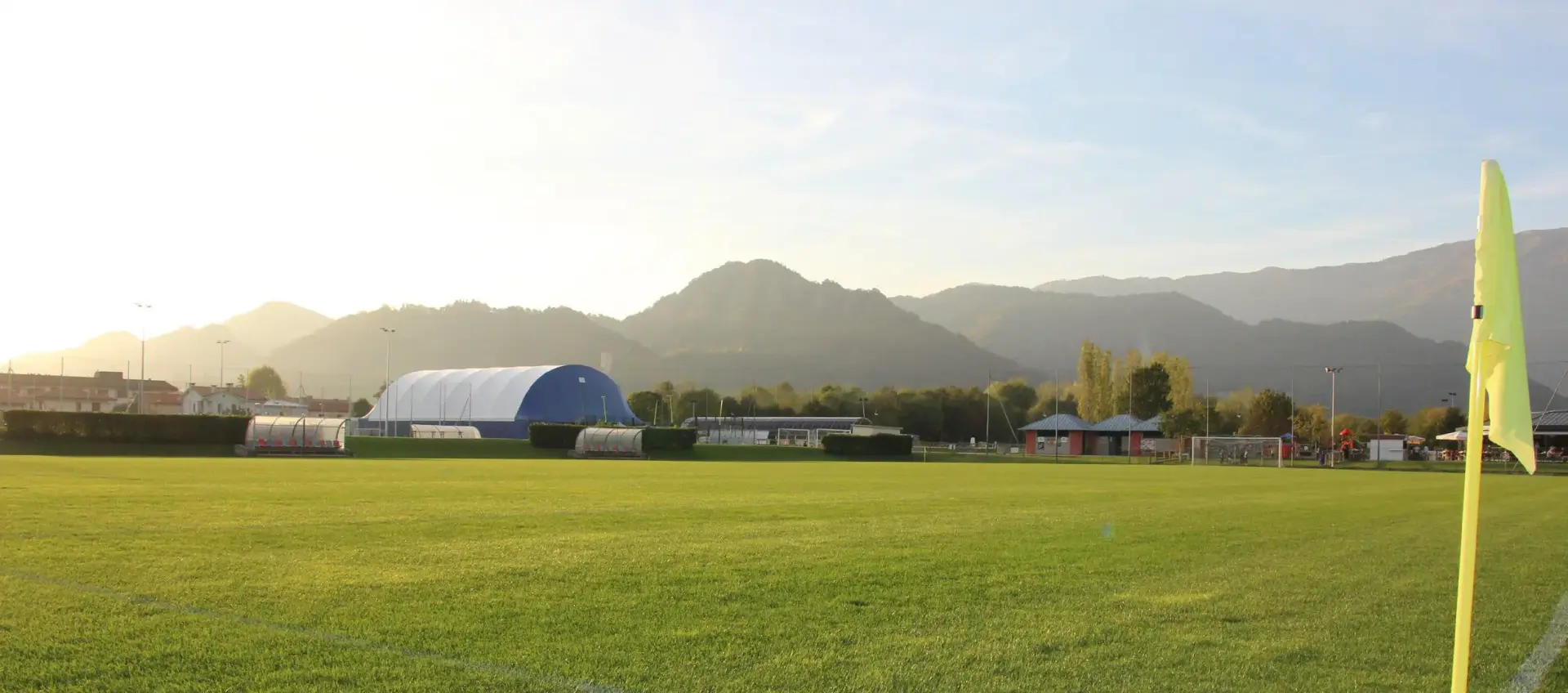 Marco Polo Sports Centre in Vittorio Veneto TV Italy is equipped with Soccer Fields in natural and in artificial grass